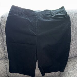 Pendleton Classic Black Women's knee length Shorts. Tailored look, classic, 14